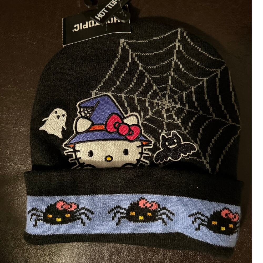 BIOWORLD HELLO KITTY BATS HALLOWEEN WATCHMAN CAP NWT